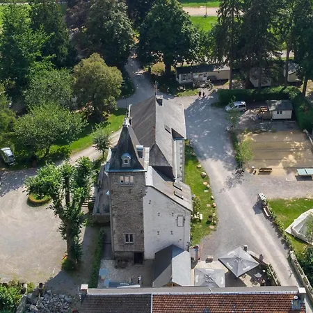 Nyaraló Cozy 2, 16thc Castle, Cleaning Included Aywaille